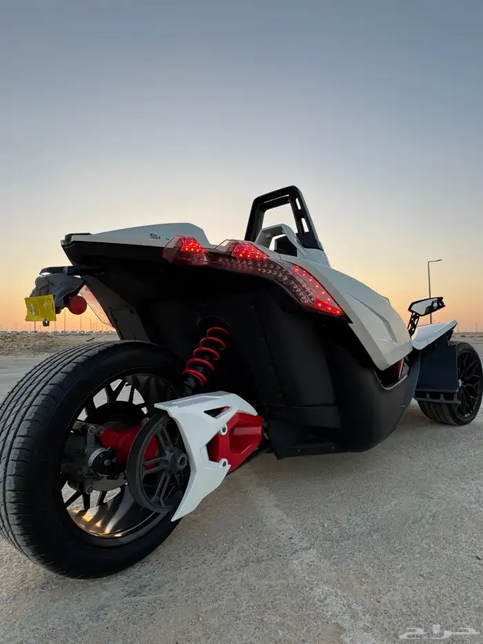 سلينق شوت 2016 SL أبيض 22