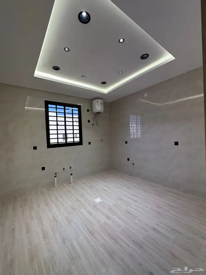 للبيع روف بتشطيب راقى جدا احد رفيده 10