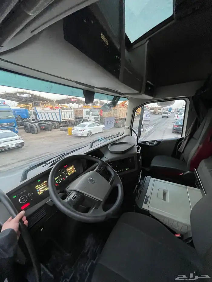 راس فولفو 2021 FH 460 بطاقة جدة 19