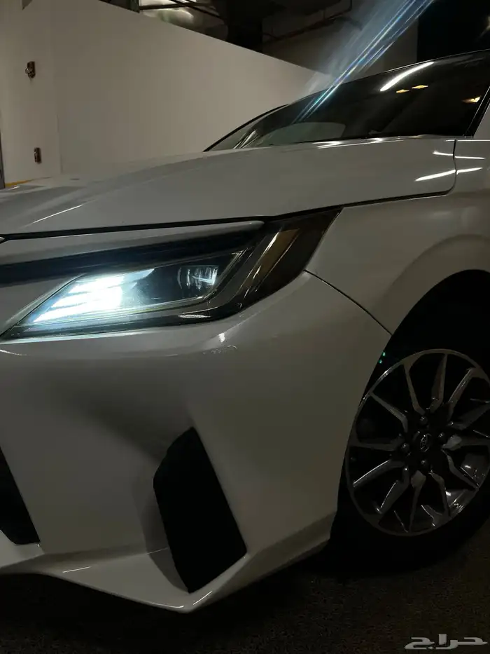 تويوتا يارس 2023 y عبداللطيف جميل 0