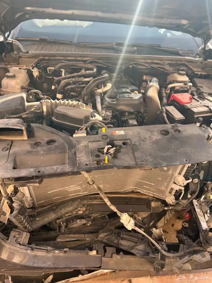 فورد رنجر والد ترك فل كامل م 24 ماشي سته الاف كيلو 1