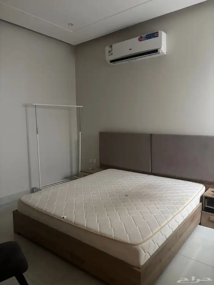 غرفة نوم للبيع بالرياض 0