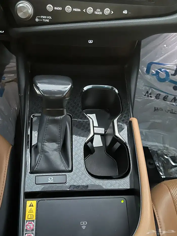 لكزس ES250 2024 19