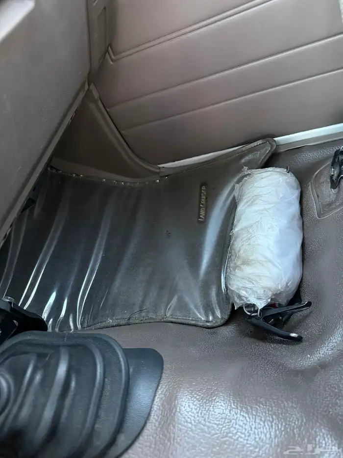 ربع تويوتا 2016 بريمي فل كامل ونش 32