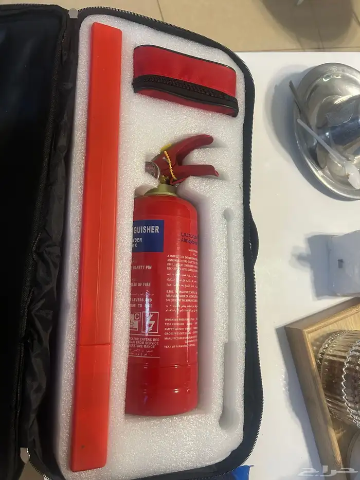 منفاخ هواء وفي عدة سلامه للبيع 1