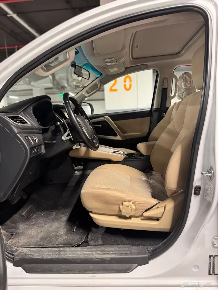 ميتسوبيشي مونتيرو موديل 2021 سبورت 10