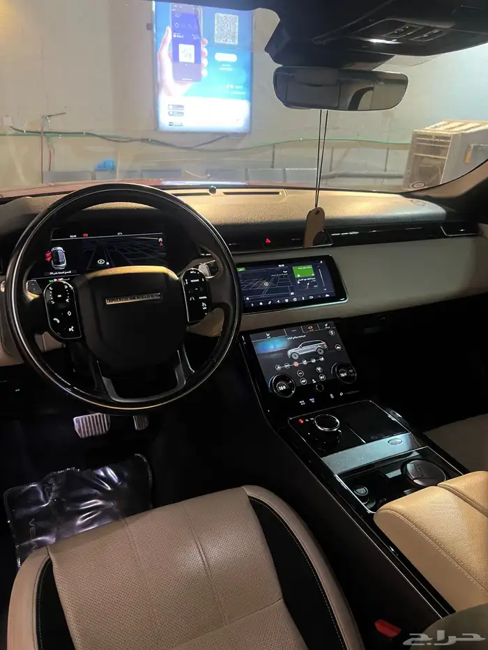 رنج روفر فيلار 2019 فل كامل بلاك اديشن P300 4