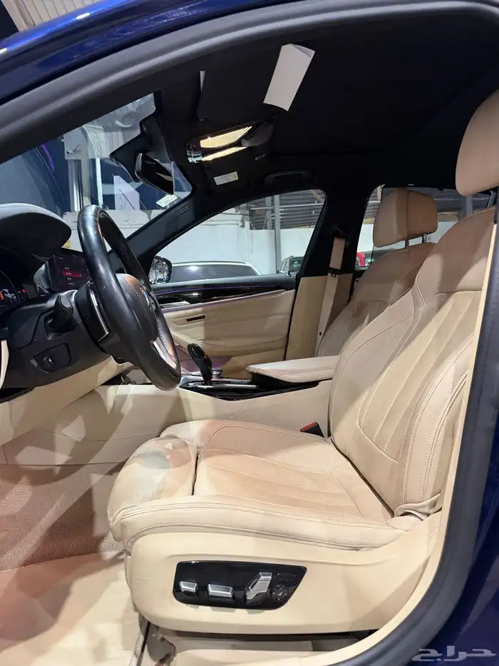 بي ام دبليو الفئة الخامسة 520i 2019 29