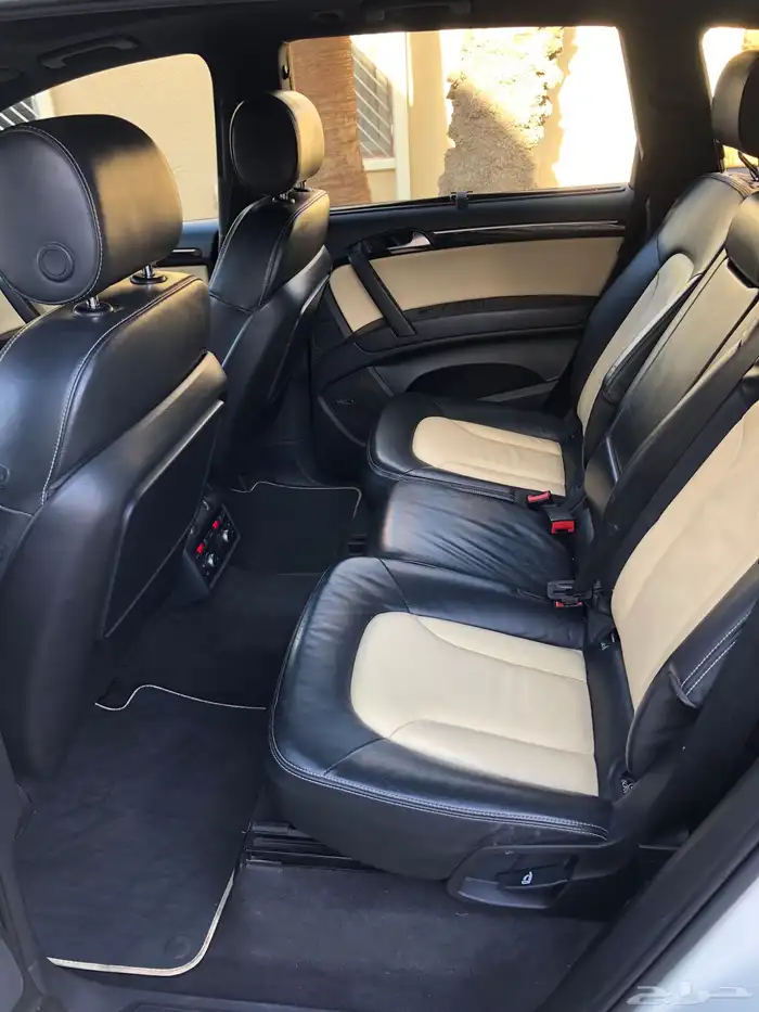 للبيع جيب اودي كيو سفن Q7 نظيف جدا 4