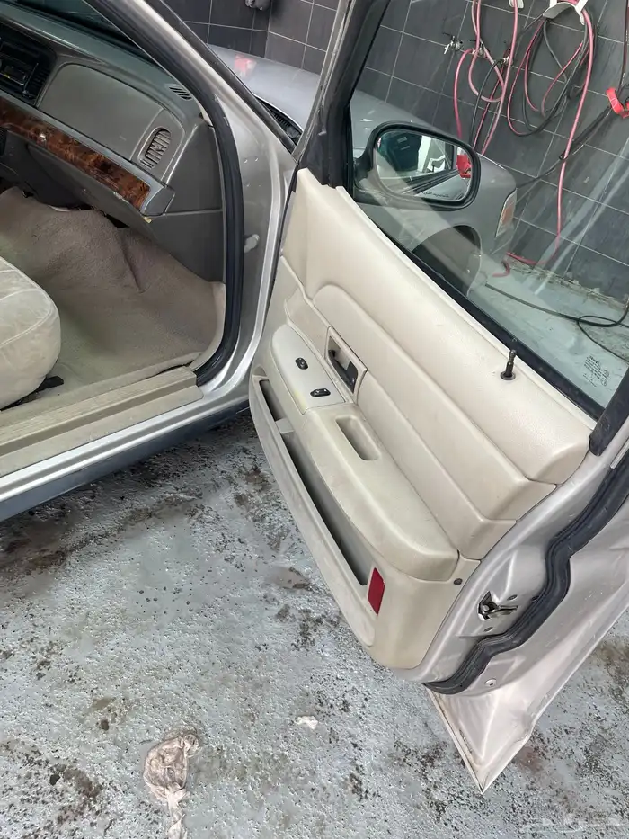 فورد فكتوريا 2006 سعودي 20