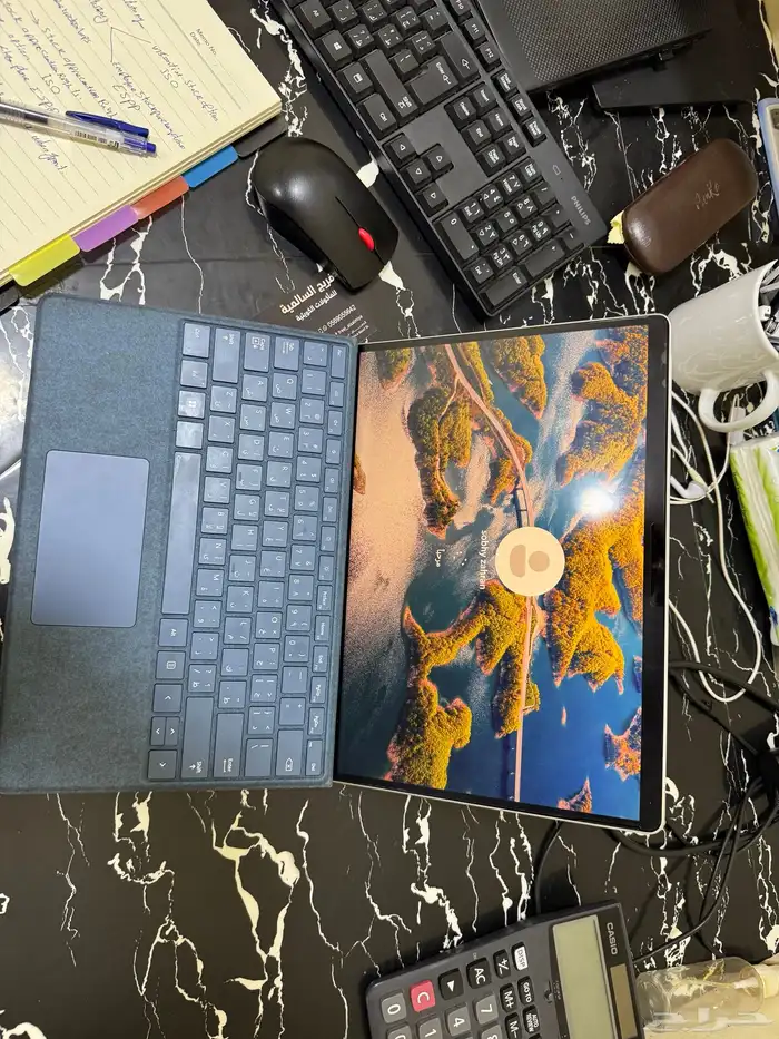 لابتوب سيرفس برو 8 يستخدم تابلت ولاب توب 6