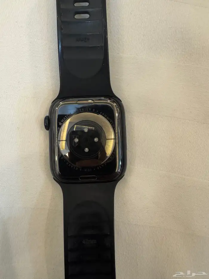 ساعة أبل إصدار8 3