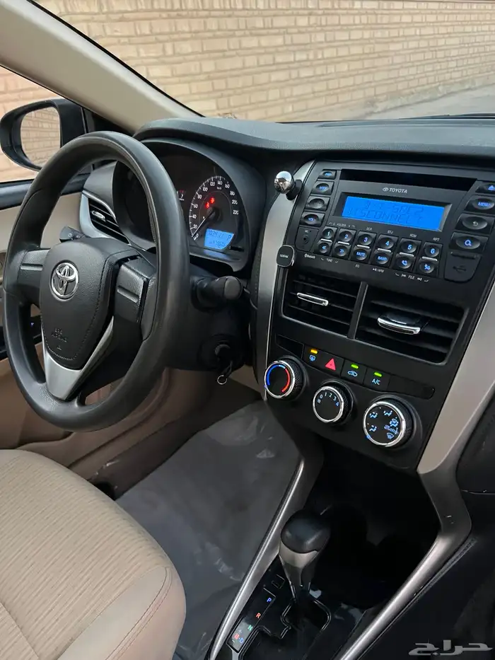 تويوتا يارس 2019 نص فل اوتوماتيك 36