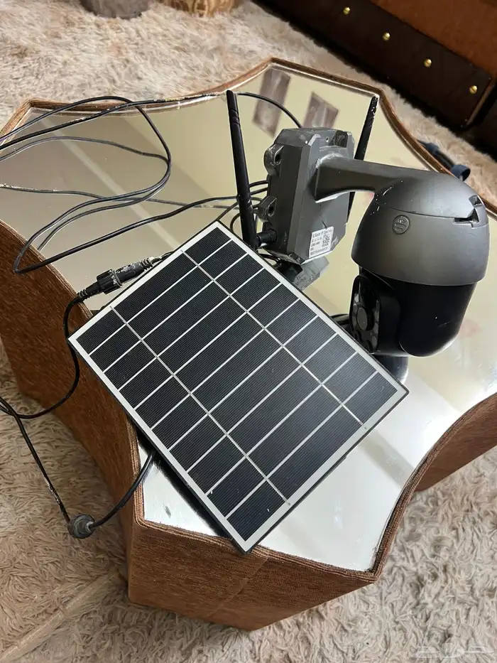 كاميرا على الطاقة الشمسية 0