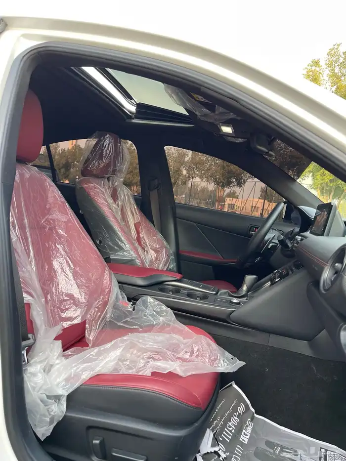 لكزس-IS300-2023(ممشي39الف) 34