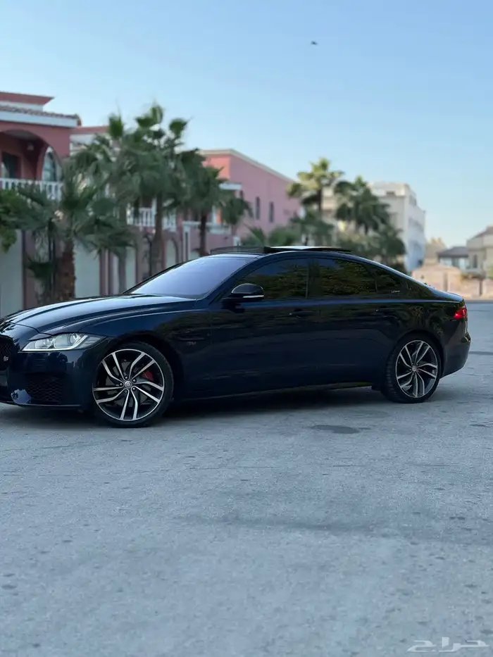 Jaguar XF S 2016 40