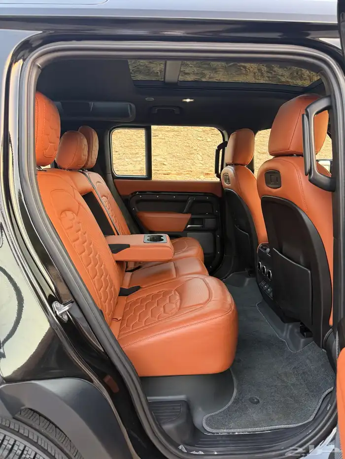 ديفندر 2020 V6 23