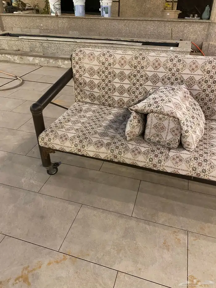 للبيع جلسة ب6 كراسي 2