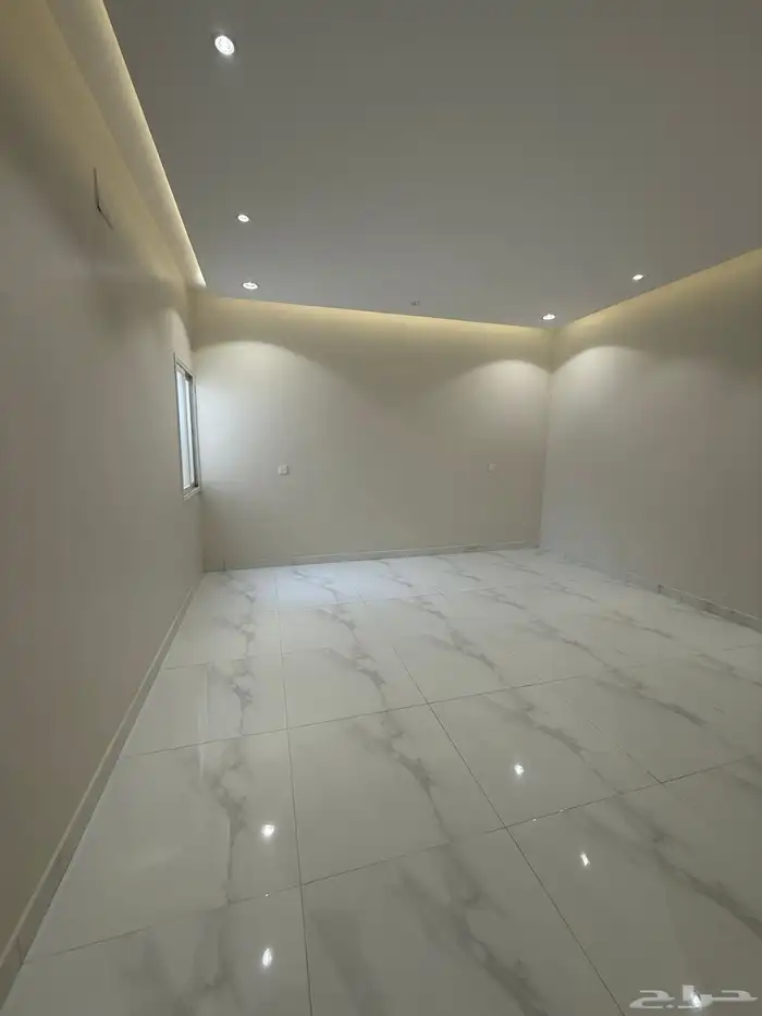 تملك دور ارضي بحوش وسيع حي الزهور المحاله ابها 580الف 20