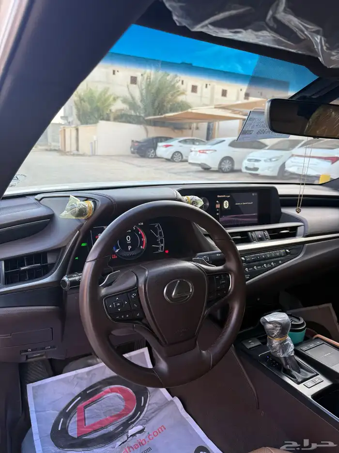 للبيع لكزس هايبرد 2021 9