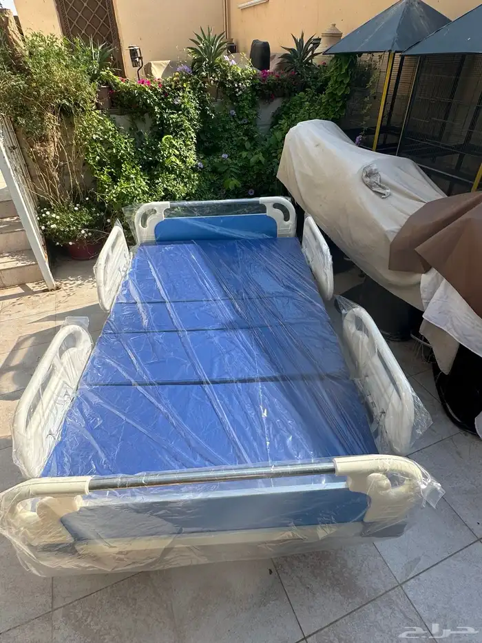 سرير مستشفى 1.20 سنتي   3000 ريال 4