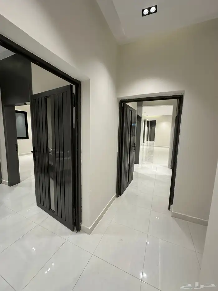 امتلك شقتك بحي مكتمل الخدمات حي التحلية وسعر 520 الف 10