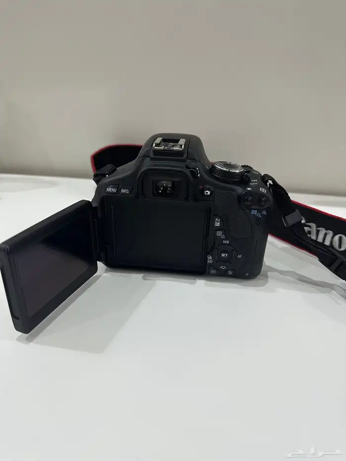 كاميرا كانون 600D 1