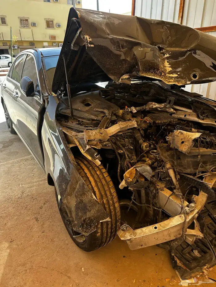 مرسيدس 2017 AMG E400 (حادث) 8