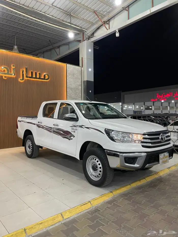 هايلوكس غمارتين موديل 2023 ديزل 3