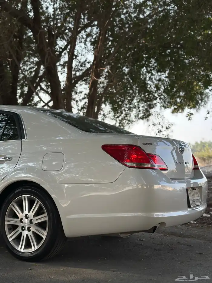 افالون 2010 فل نظيف 4