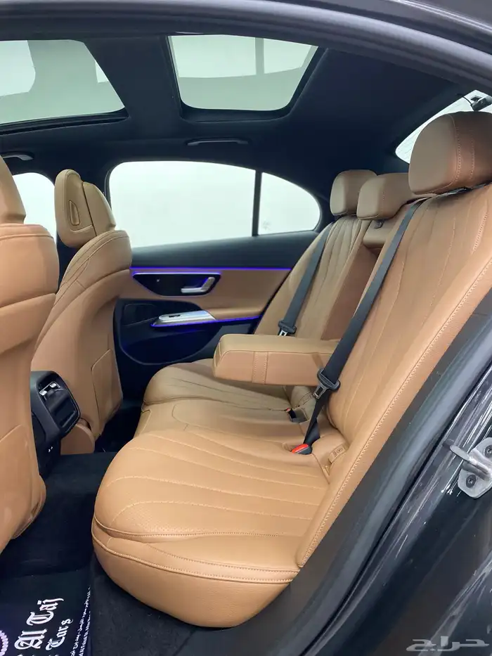 مرسيدس E200 13