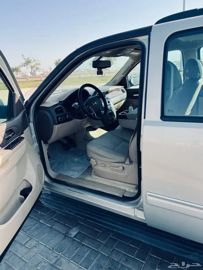 يوكن جمس قصير 2011 3