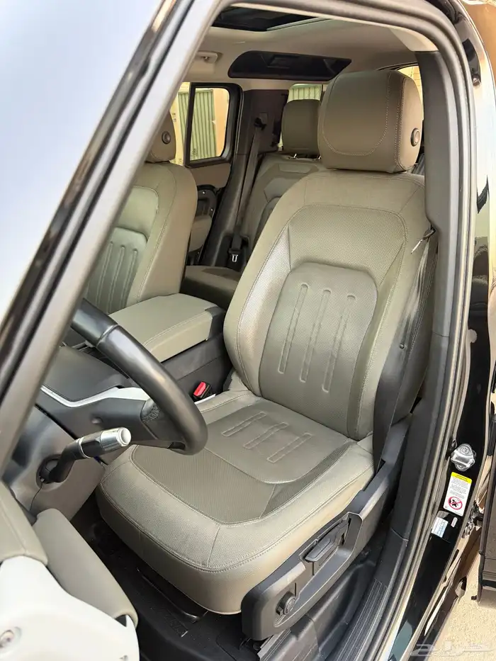 للبيع ديفندر 7