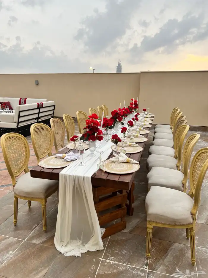 تاجير كراسي طاولات كوش مداخل كنب خيام كراسي معارض بار تيبل 10