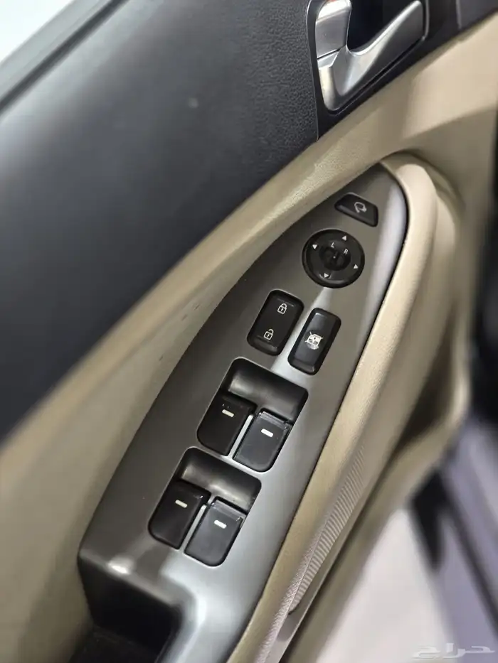 كيا اوبتما موديل 2015 بحالة ممتازة 11