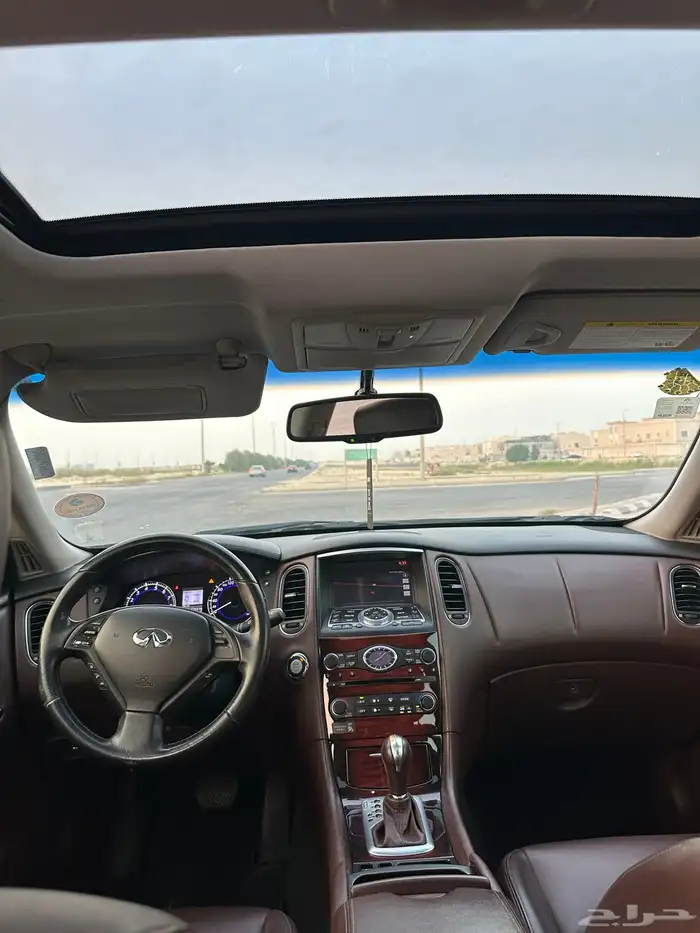 أنفنتي QX50 2015 13