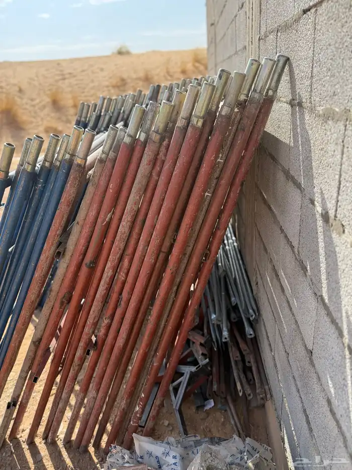 سقالات للبيع بحاله ممتازه العدد 80 شباك 1