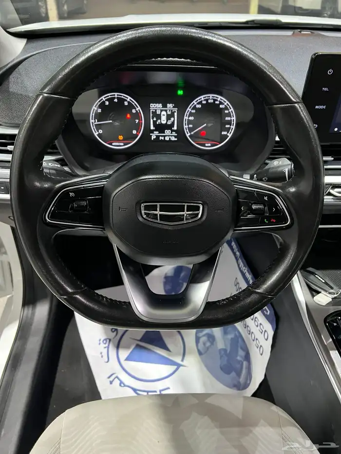 جيلي امجراند 2023 نظيف 8