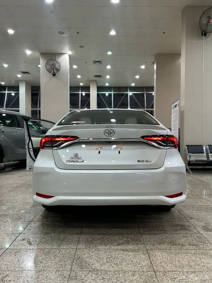 كورولا 2026 فتحة سقف 2