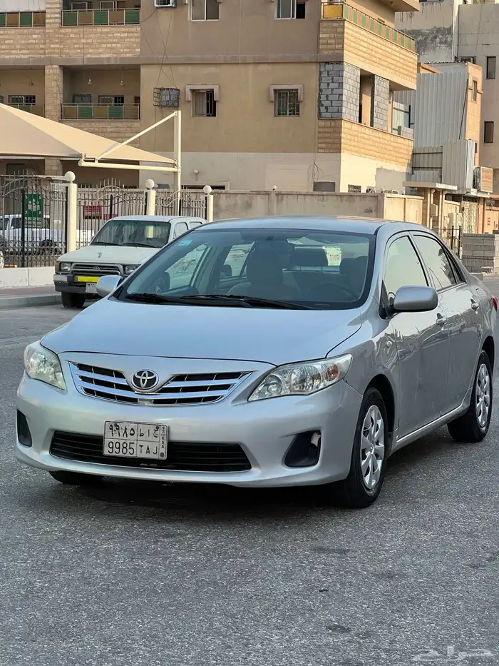 تويوتا كورولا موديل 2013 قمة النظافه 0