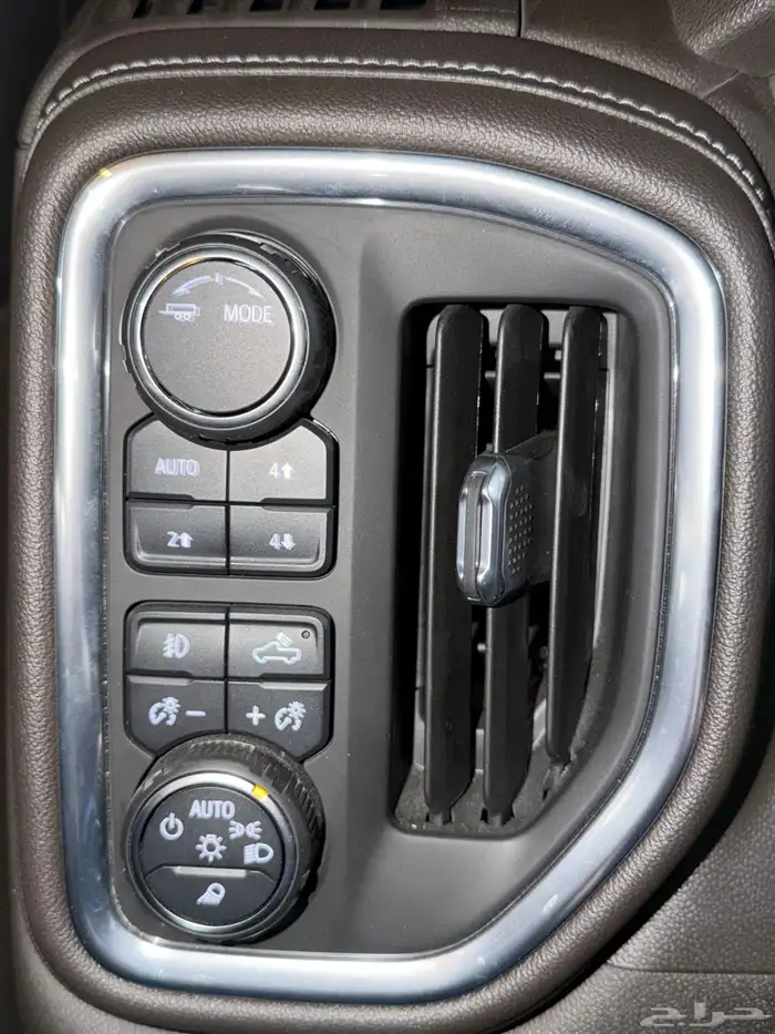 سلفرادو تريل بوس 2021 مخزن 17