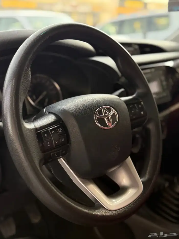 هايلوكس - 2022 - GLX - سعودي 10