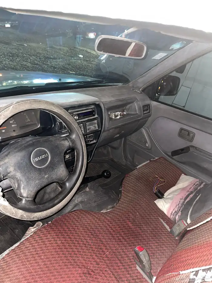 للبيع آيسوزو ديذل 3