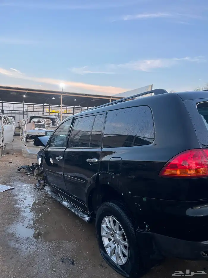 ميتسوبيشي باجيرو سبورت 2009 3