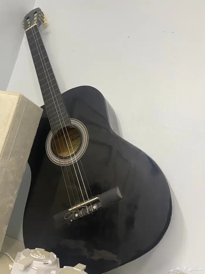 قيتار مستعمل 0