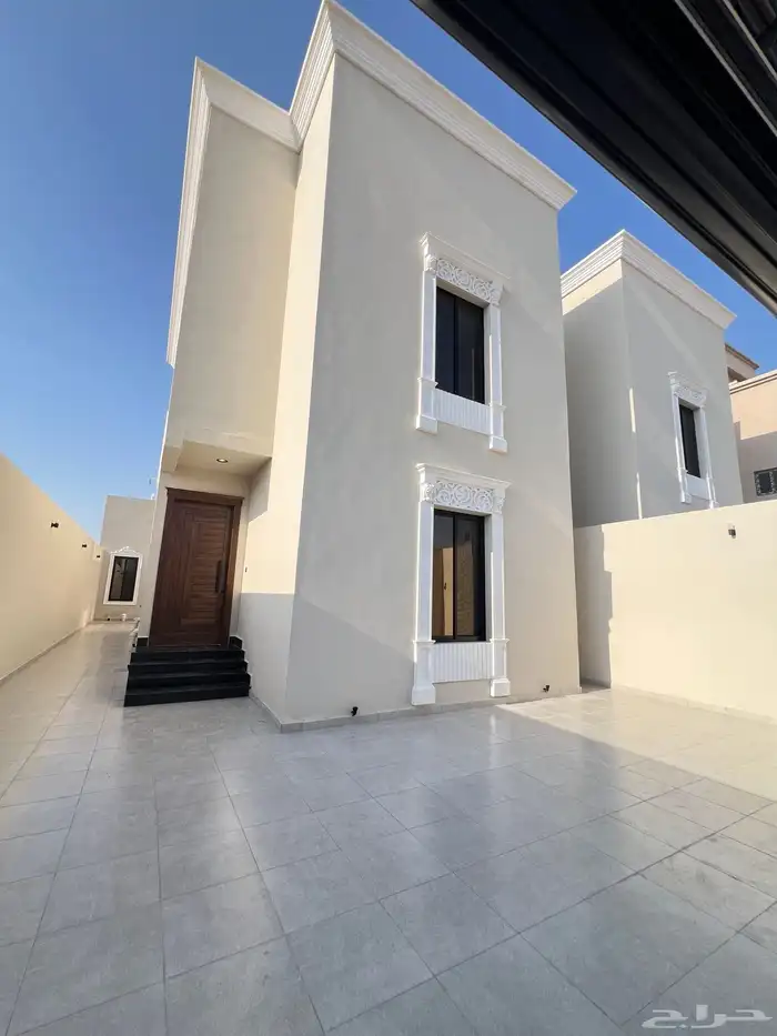 فله للبيع حي الرياض 1