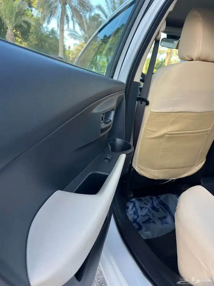 تويوتا يارس موديل 2023 نظيف 34