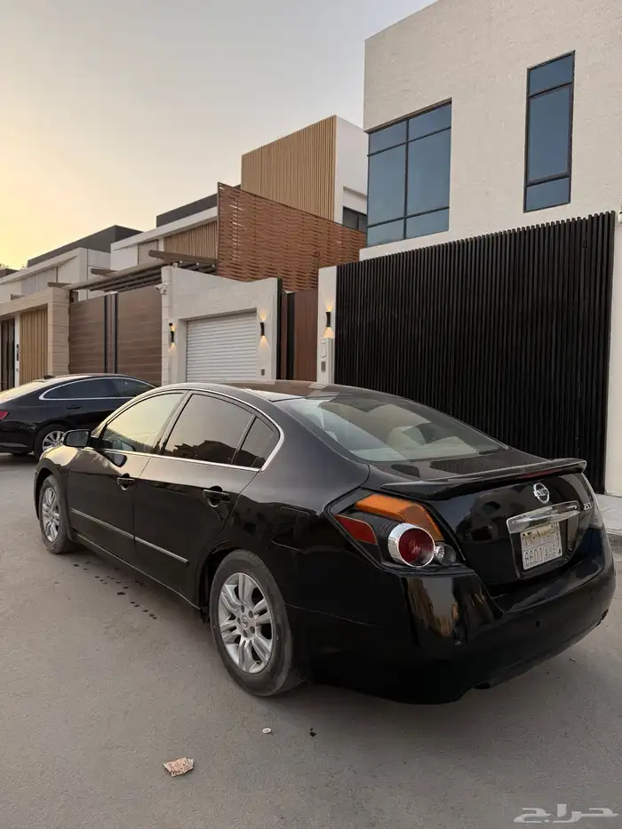 Nissan.-ALTIMA.-2011 1