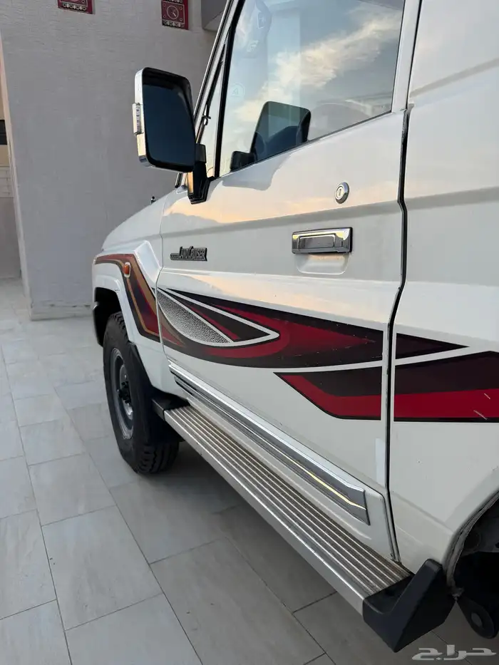 ربع تويوتا 2016 بريمي فل كامل ونش 18