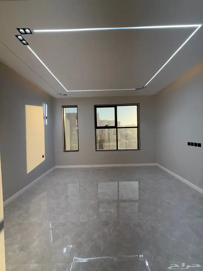 للبيع شقق سكنية فاخرة بموقع مميز ومكتمل الخدمات شرق الخميس 5